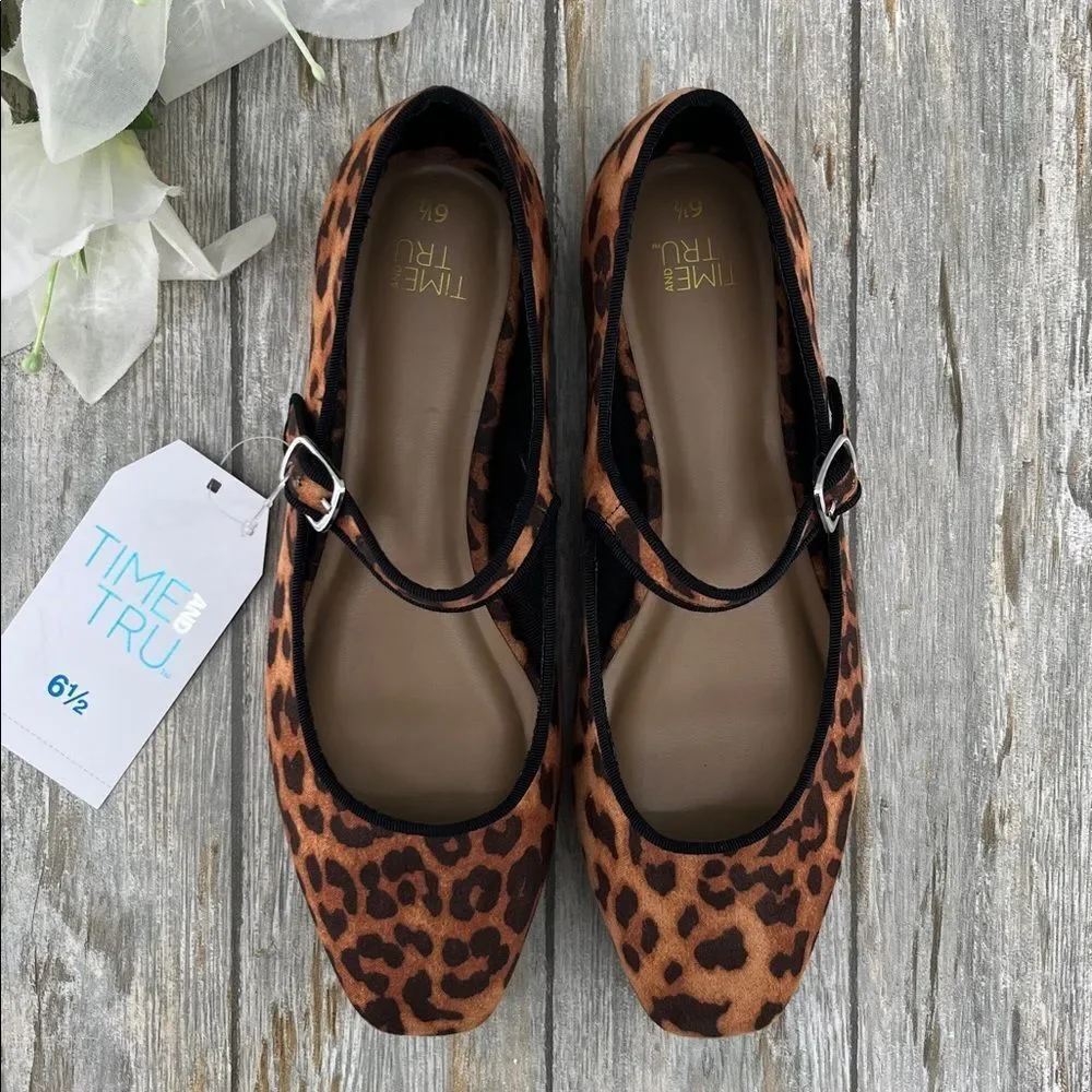 Women's Faux Leather Mary Jayne Leopard Print Flats Shoes Size 6.5
